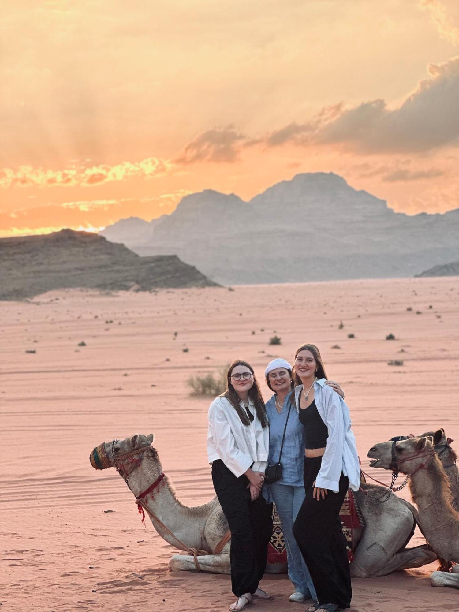 Rum Relaxation Luxury Camp Wadi Rum Eksteriør bilde